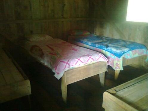  Photo 1