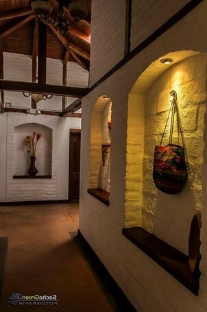 Hosteria El Imperio Real - Photo4