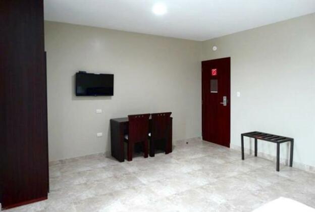 Hotel Marvento Suites - Photo2