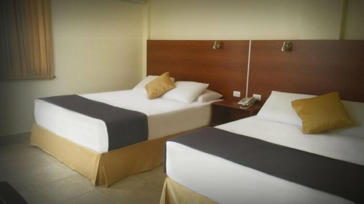 Hotel Palmira Inn - Photo5