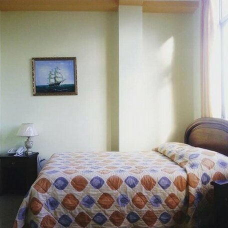 Hostal La Colina Tena - Photo4