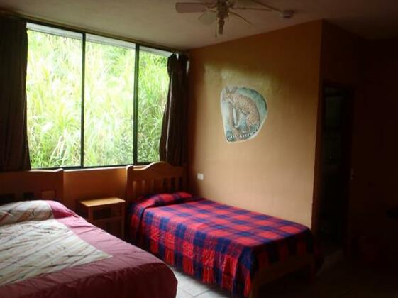 Hostal Limoncocha - Photo5