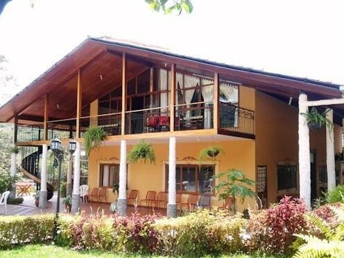 Hosteria Mi Compadre