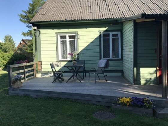 Photo 1
