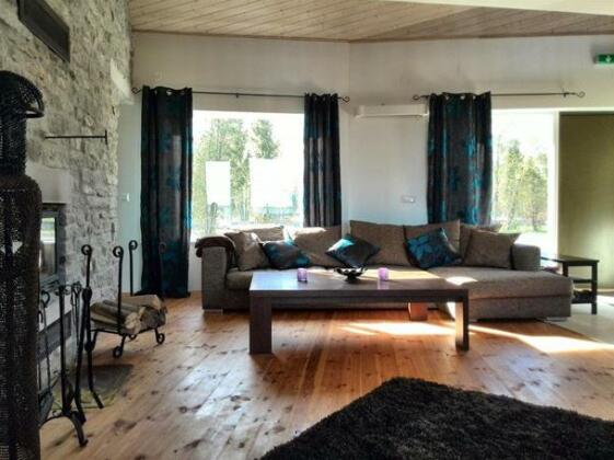 Ninavarava Holiday House - Photo3