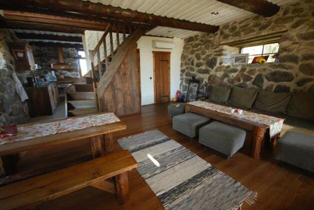 Roose Country House and Tiny Guesthouse - Photo4