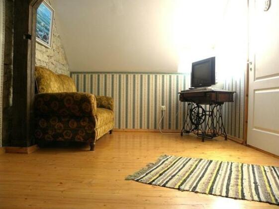 Oidremaa Manor Homestay - Photo4