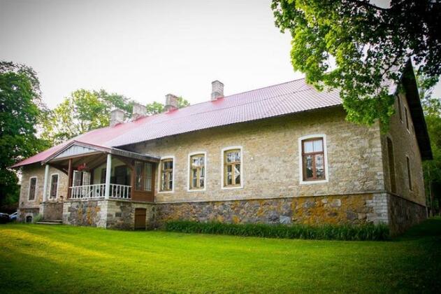Rava Manor