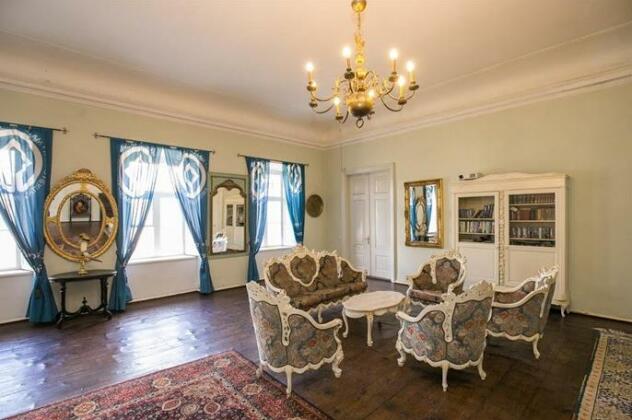 Rava Manor - Photo2