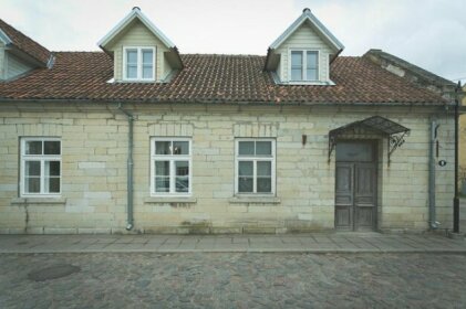 Arina Guest Apartment