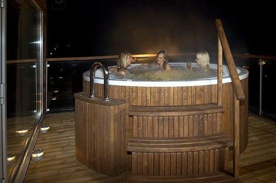 Johan Design & SPA Hotel - Photo5