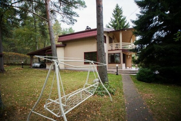 Sutochno Almaare House - Photo3
