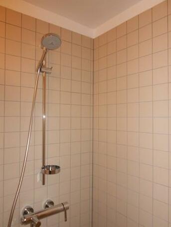 12 Months Guest Apartment - Photo2