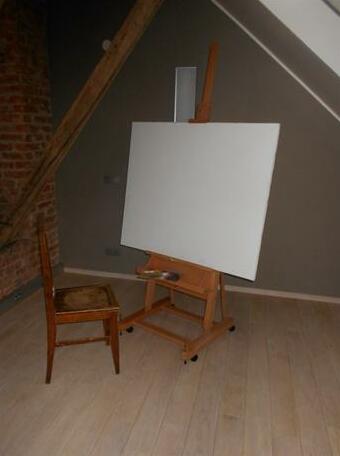 12 Months Guest Apartment - Photo3