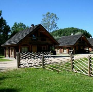 Nuustakumajad