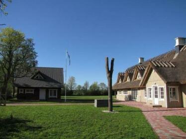 Uueelu Holiday Homes