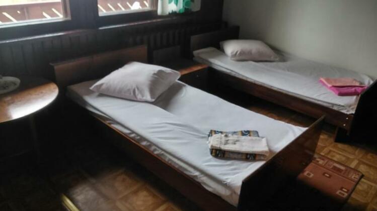 Vana Tall Guesthouse - Photo4