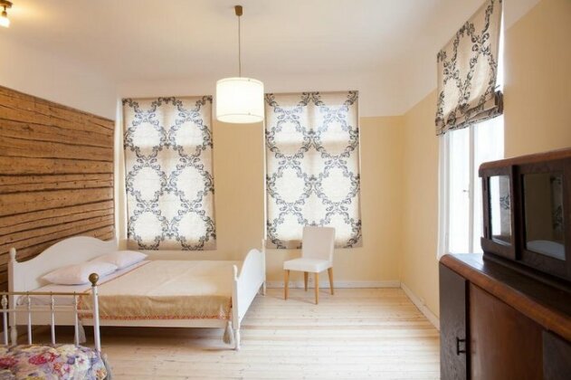 Aia Guest Apartment - Photo4