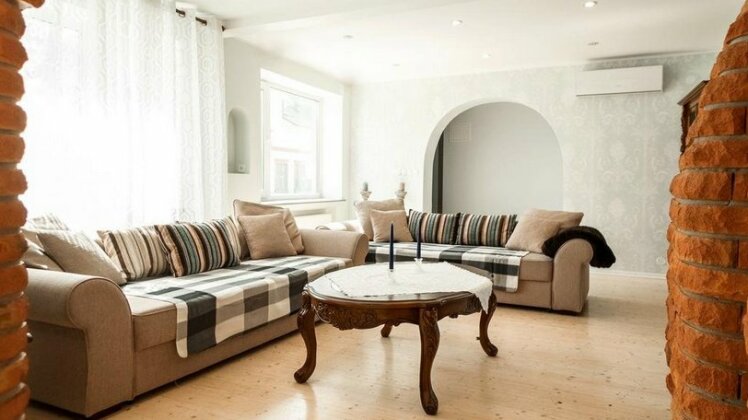 Daily Apartments Parnu Villa with Sauna - Photo4
