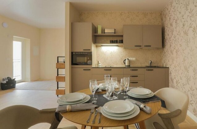 Donhoff Residence - Photo2