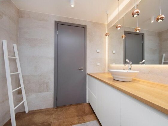 One Apartments - Photo5