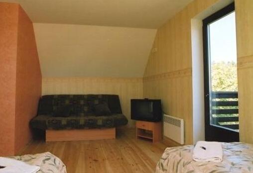 Reiu Holiday Centre - Photo4
