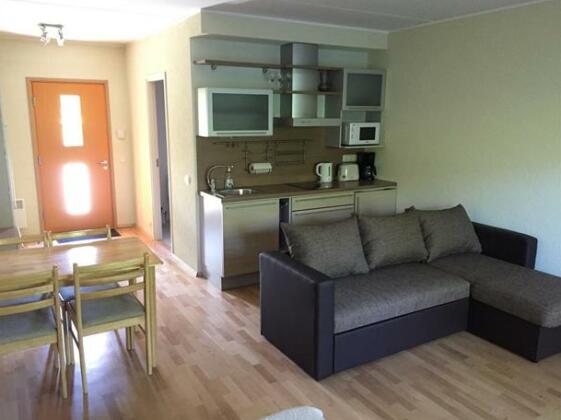 Photo 4