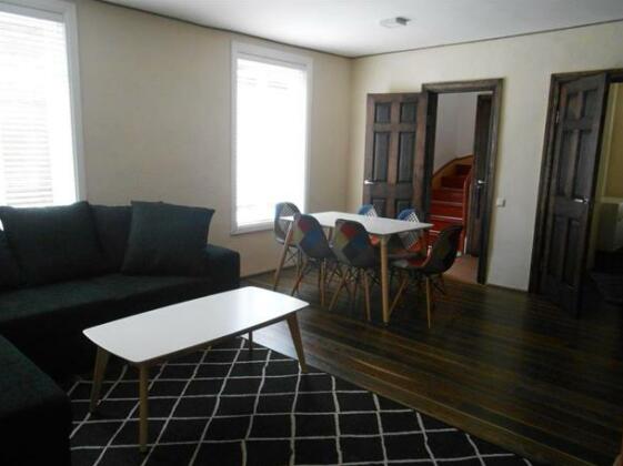 Yellow Center Holiday Home - Photo5