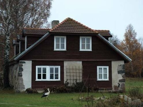 Pivarootsi Manor