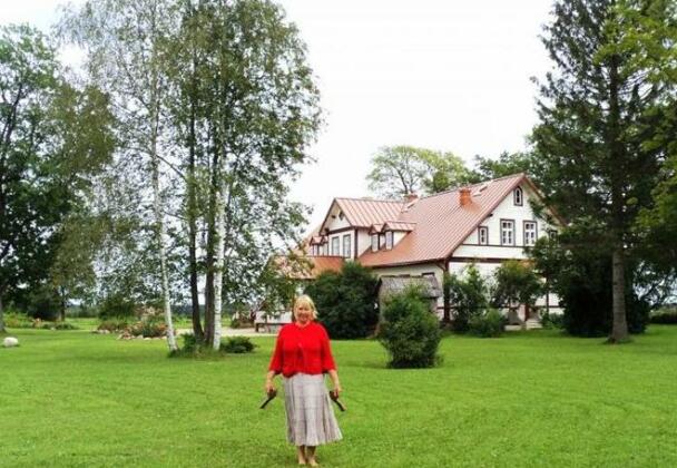 Kursi Hunting Manor - Photo2