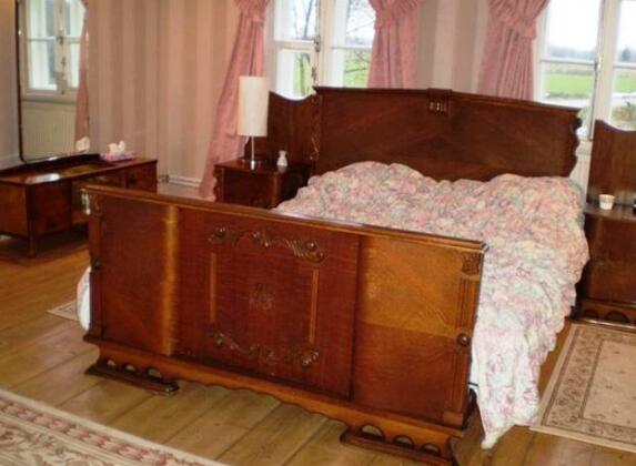Kursi Hunting Manor - Photo3