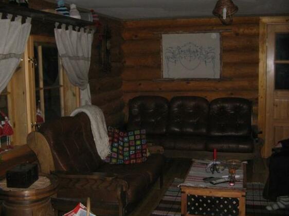 Peetri Holiday Home - Photo3