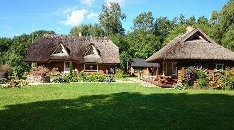 Peetri Holiday Home