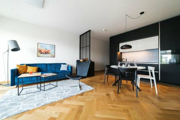 Modern Luxury Apartment in City Centre - Photo2