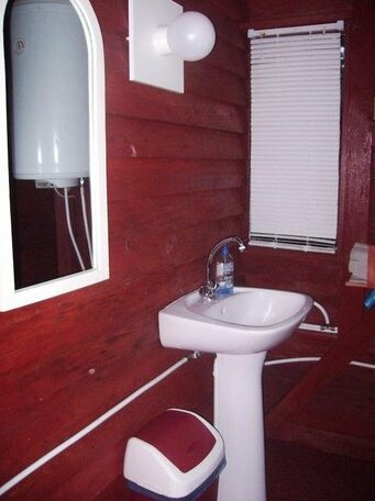 Aiku Holiday Park - Photo5