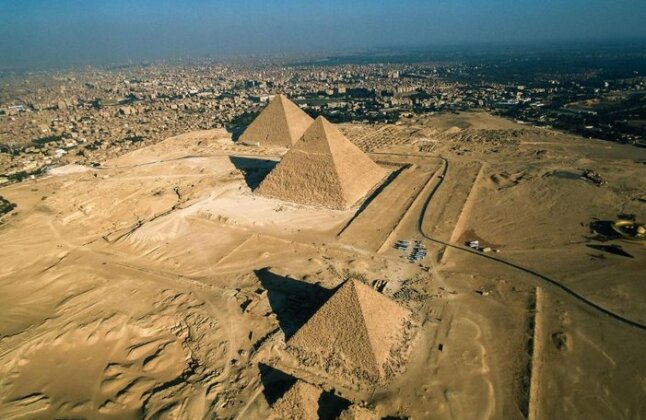 Faraon Pyramids View Ln - Photo5