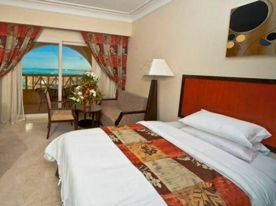 AMC Royal Hotel - Photo5