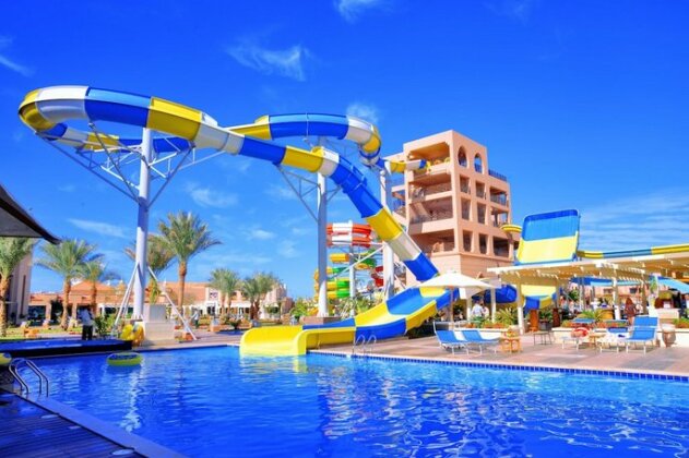 Aqua Vista Resort