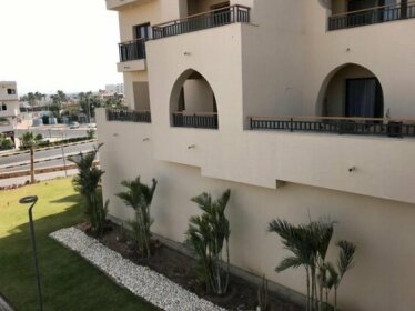Central Apartment - Al Dau Hights Luxury Residence