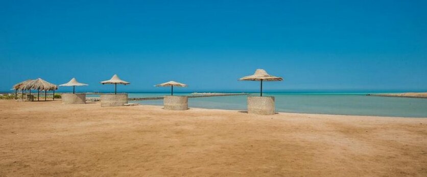 Fayrouz Beach Villa - Photo2