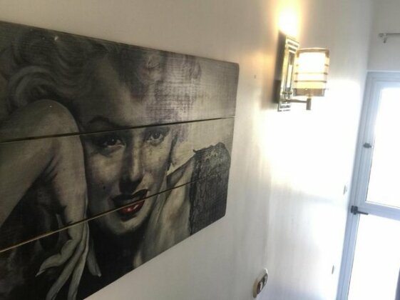 Marilyn Studio with Sea View - Photo5