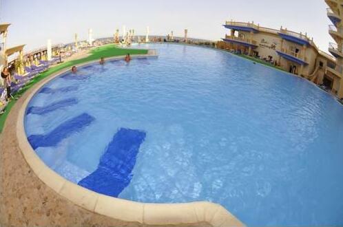 Sphinx Aqua Park Beach Resort - Photo2