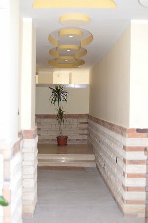 Spring Studios & Flats - Photo3