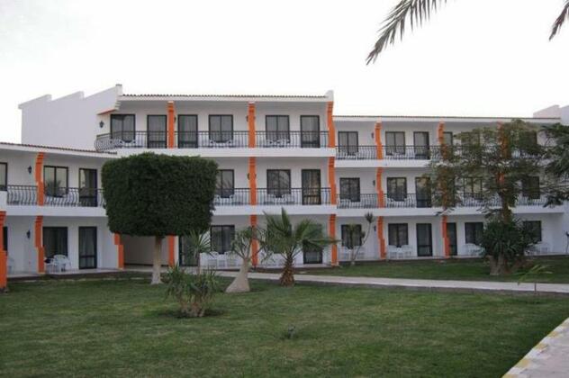 Riviera Plaza Abu Soma Hotel