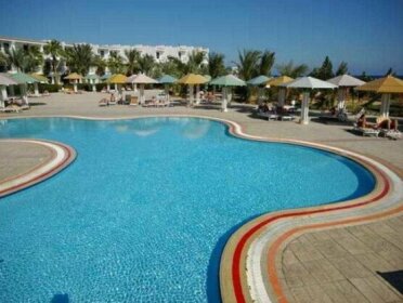Riviera Plaza Abu Soma