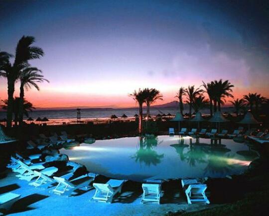 Parrotel Beach Resort