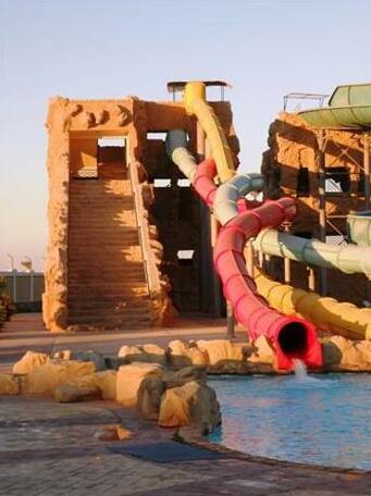 Tirana Aqua Park Resort