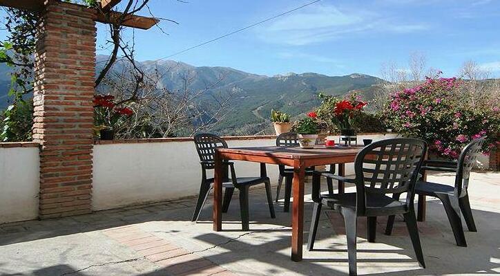 Las Piedras Guesthouse Alcaucin - Photo4