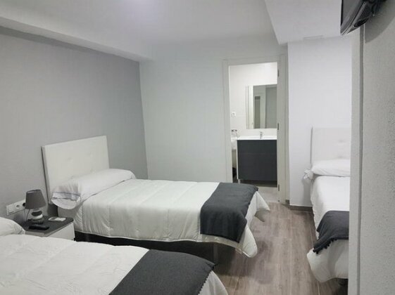Guesthouse Central - Photo4