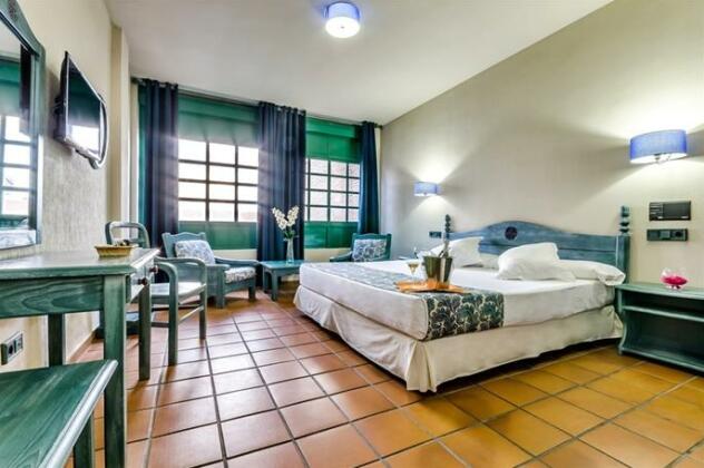 Hotel Almagro - Photo3